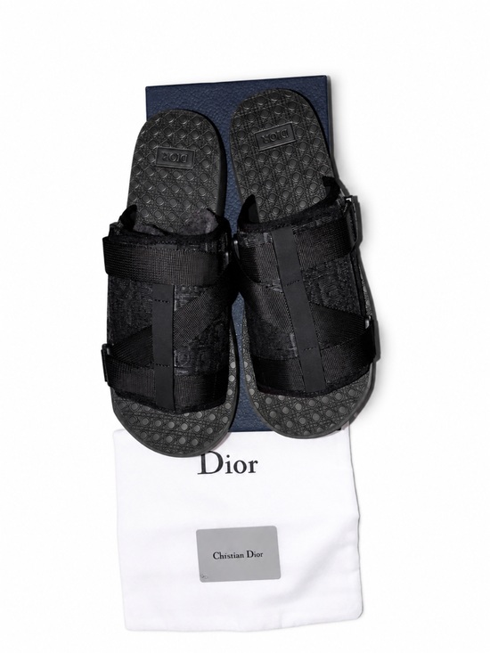 Dior alpha slide
